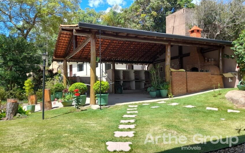 Ótima casa no clube de Campo em Valinhos/SP